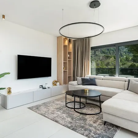 Luxury Tea Villa