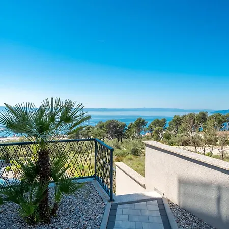 Luxury Tea * Makarska