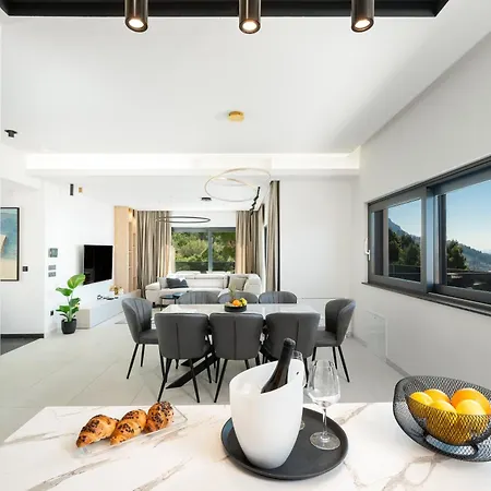 Luxury Tea Vila Makarska